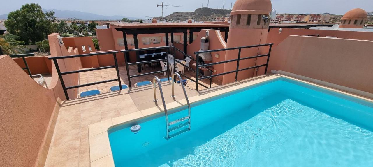 Homes Of Spain: Beachfront Attic With Private Rooftop Pool Vera